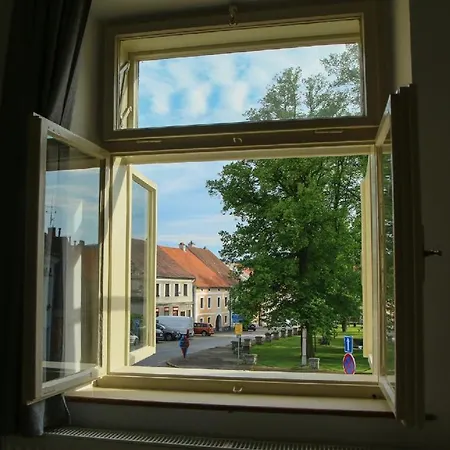 Na Rynku Chvalsiny 18 * Český Krumlov