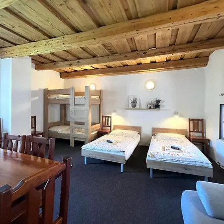Na Rynku Chvalsiny 18 Apart Otel 3*
