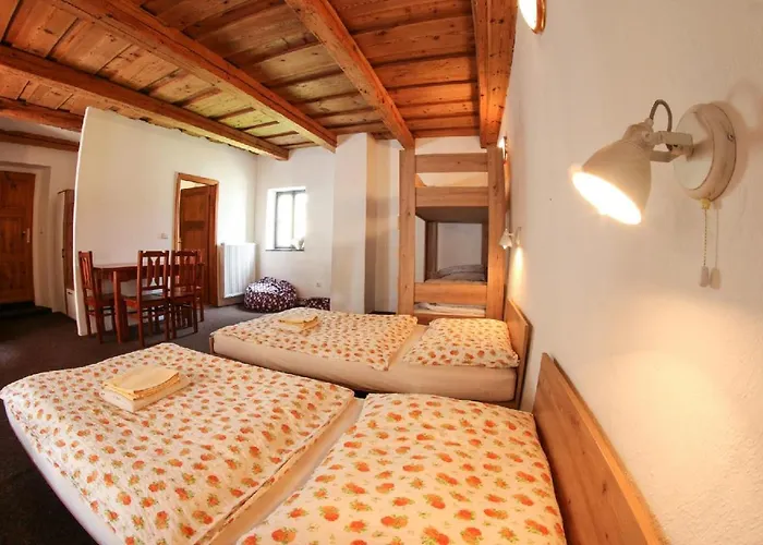 Na Rynku Chvalšiny 18 Apart-hotel