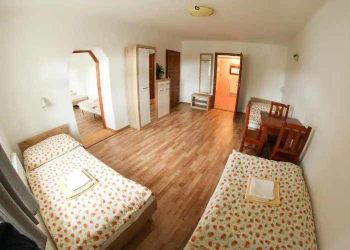 Na Rynku Chvalšiny 18 3*