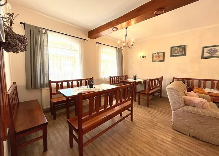 Apart-hotel Na Rynku Chvalšiny 18