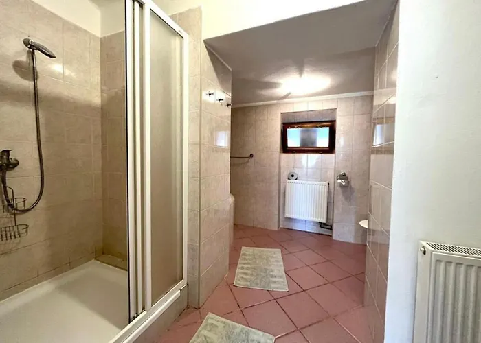 Na Rynku Chvalšiny 18 Apart-hotel 3*